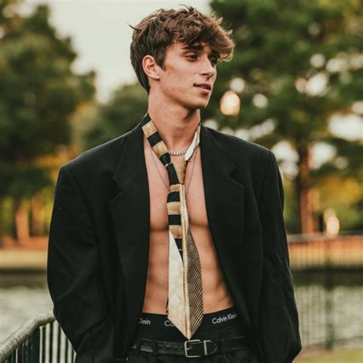Josh Richards Josh Richards