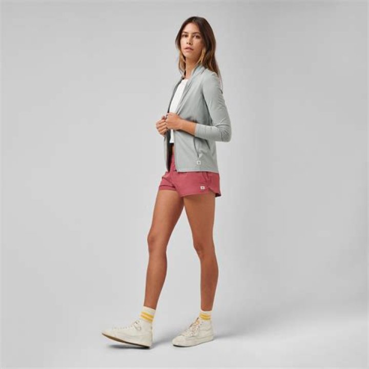 Posh Peanut Athletic Gray Heather Men&rsquo;s Short Sleeve Loungewear, $65, poshpeanut.com
