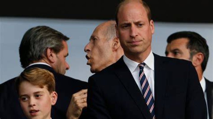Prince William takes his son Prince George and daughter Princess Charlotte to visit their new brother