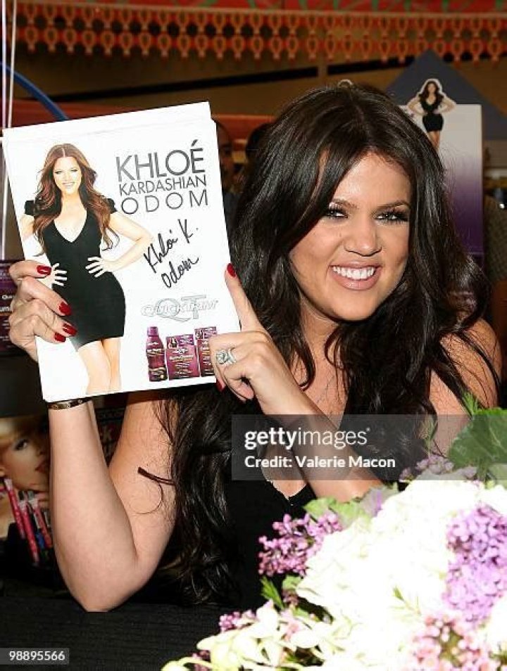 Sherman Oaks, CA - Khloe Kardashian and Kris Jenner go shopping for the baby at Juvenile Shop in Sherman Oaks. The two are filming for "Keeping Up With The Kardashians." Khloe seems to take a leaf from Kim's book wearing a bodycon dress paired with a long fur coat. Pictured: Khloe Kardashian BACKGRID USA 21 FEBRUARY 2018 BYLINE MUST READ: Javiles / BACKGRID USA: +1 310 798 9111 / UK: +44 208 344 2007 / *UK Clients - Pictures Containing Children Please Pixelate Face Prior To Publication*