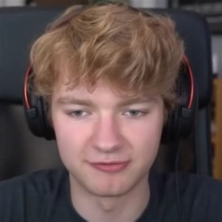 Tommyinnit Tommyinnit