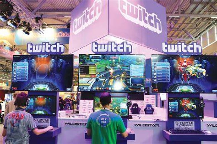 tWitch